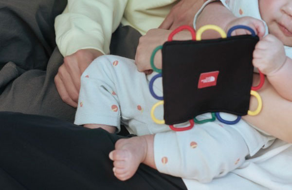 マタニティロングパンツの無償リペアサービス