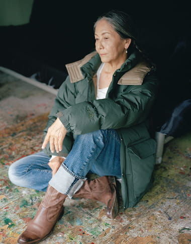 THE NORTH FACEのアウターを着たJunko Asanoのポートレート