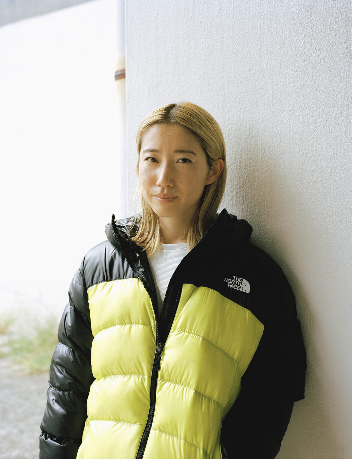 Emi Iwaiのポートレート写真1