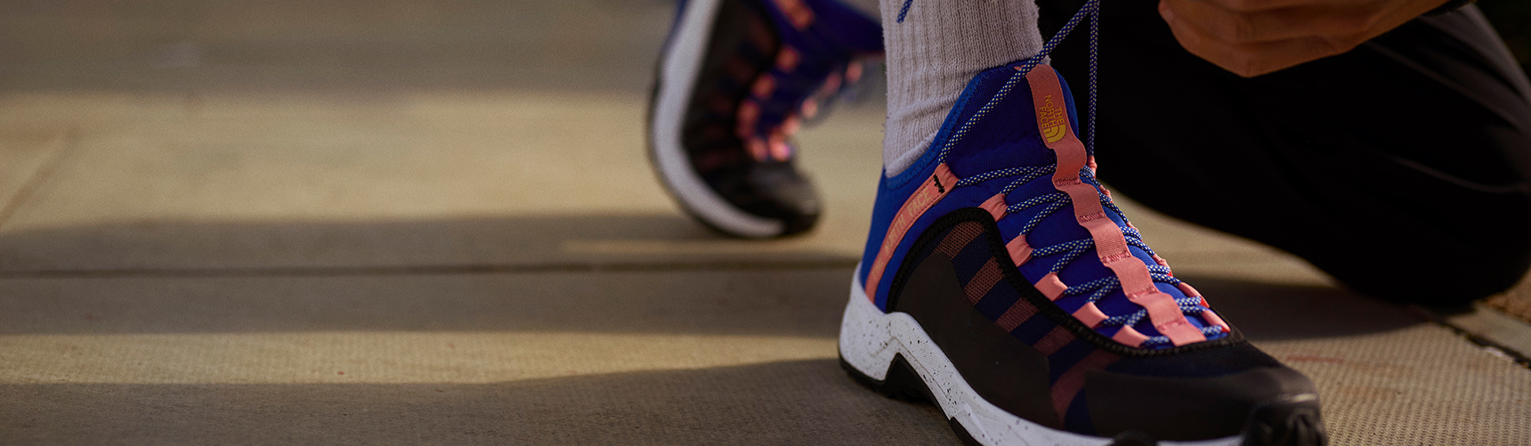 FOOTWEAR セールアイテム一覧をみる