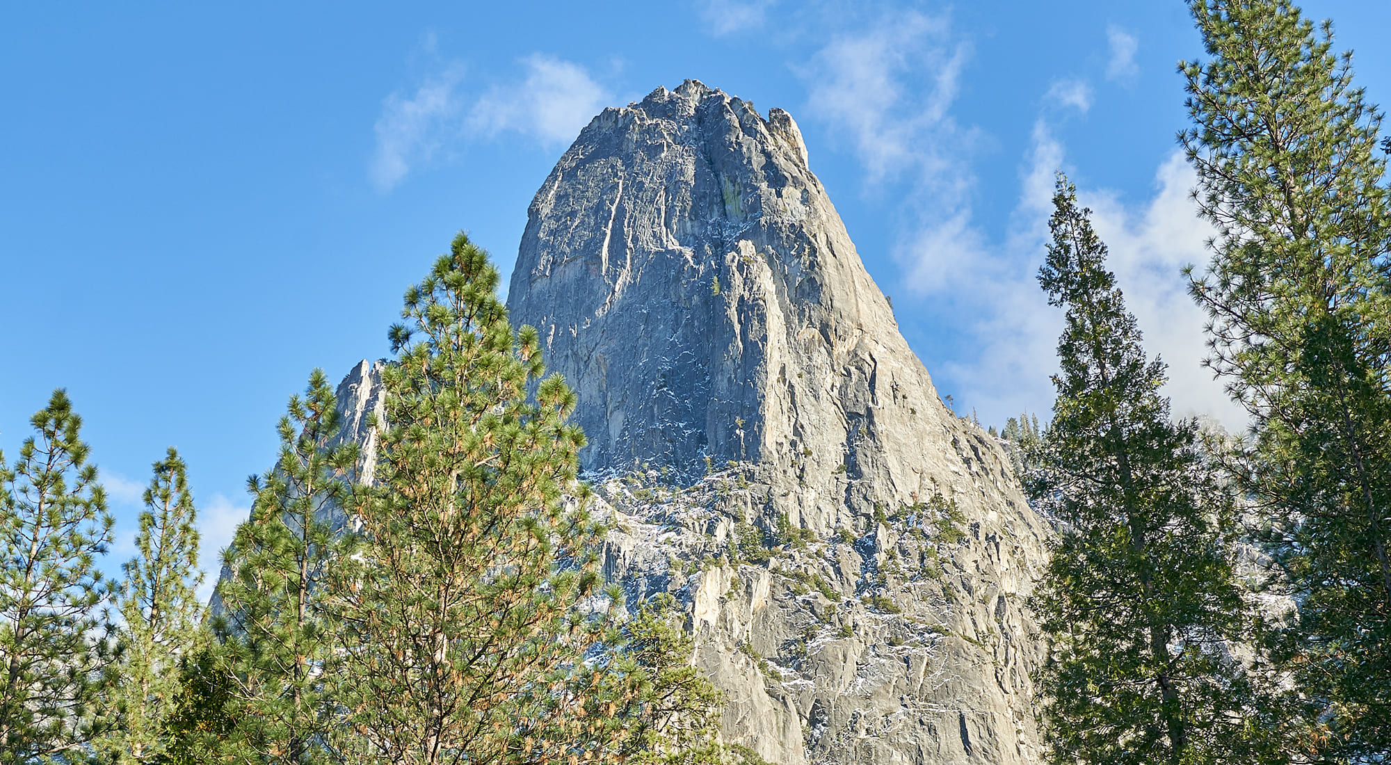 BALANCED ROCK
