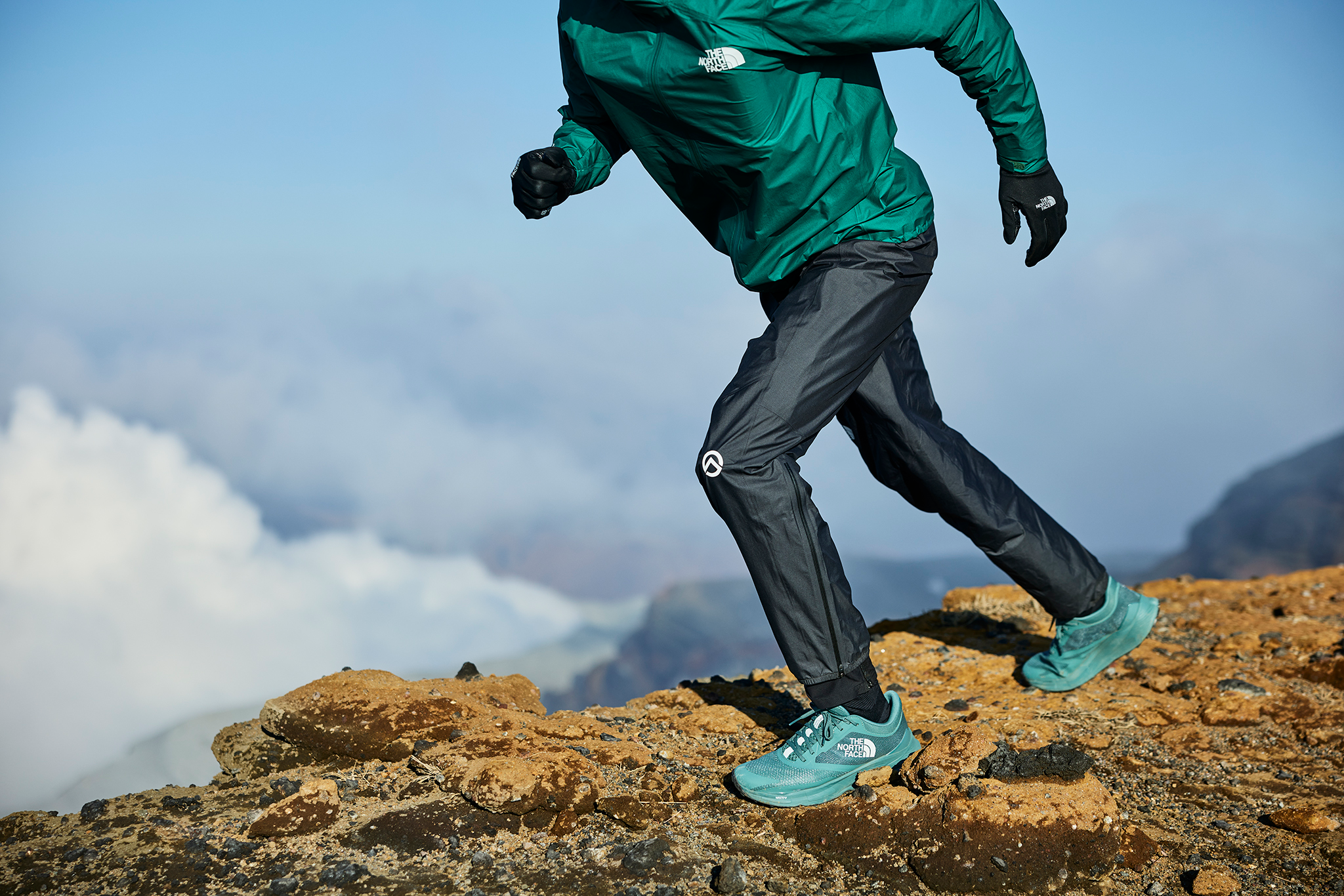 [ノースフェイス] COVE ショート★新作・25SS★男女★人気★ THE NORTH FACE と UNDERCOVER が再びコラボ、「SOUKUU